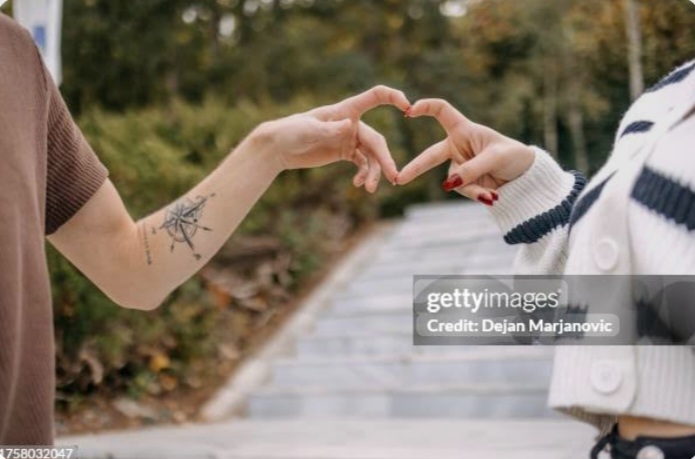 Tipos de Relacionamentos Sentimentais (?) das Gerações Atuais